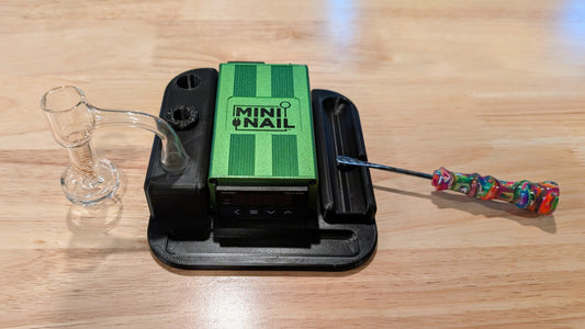 The Mini Nail Single Coil Stand